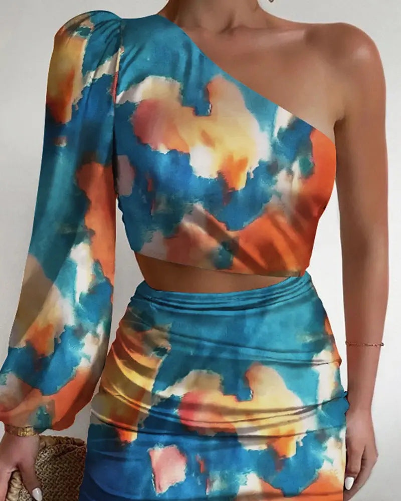 SCHULTER KLEID